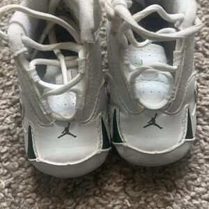 Jordan 14 Dark Foresst 2C crib booties.
